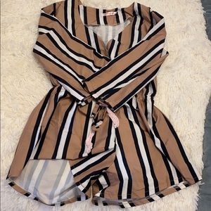 Stripped v cut romper with 3/4 sleeves